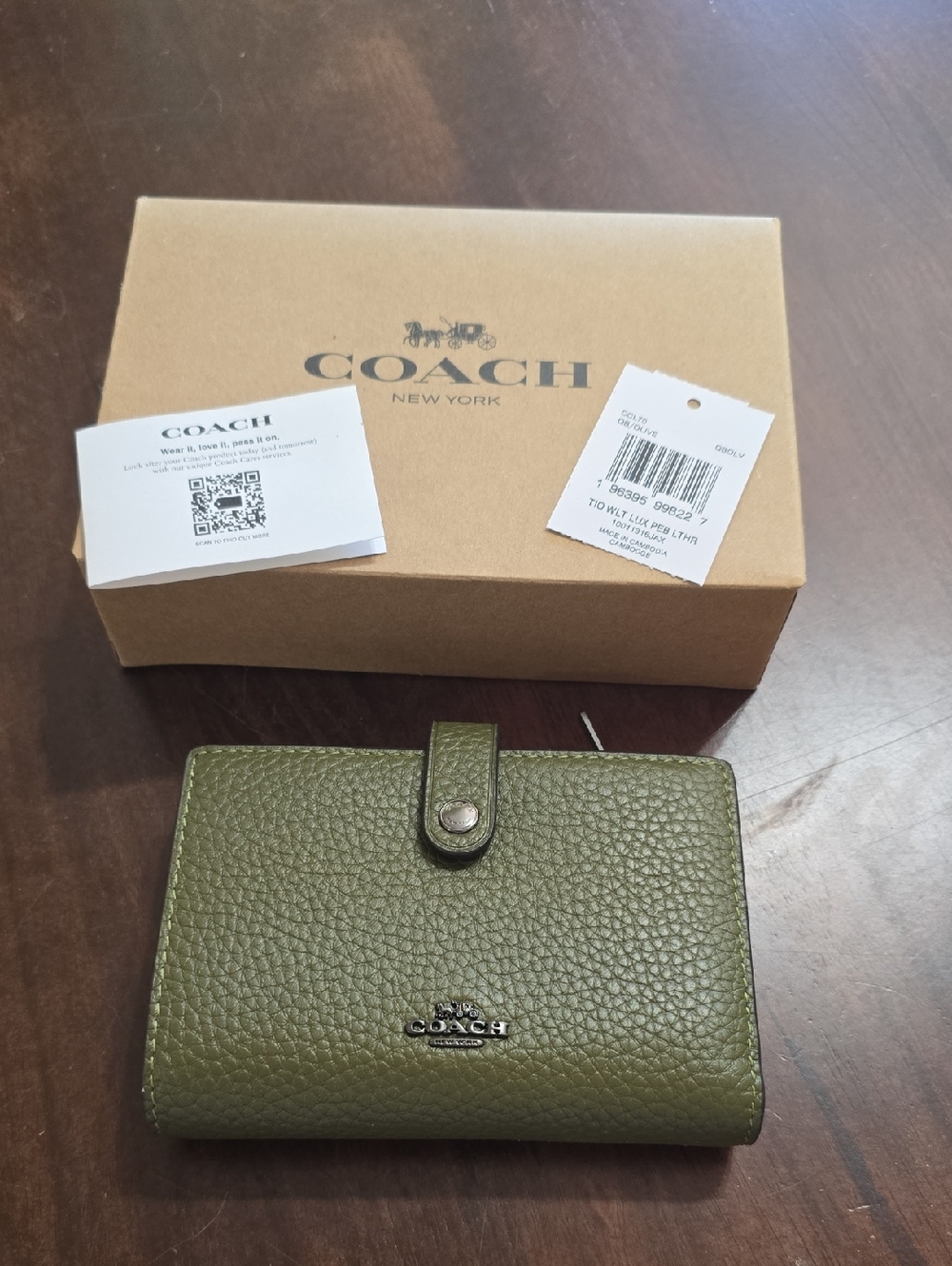 Coach Olive Green Pebbled Leather Snap Wallet